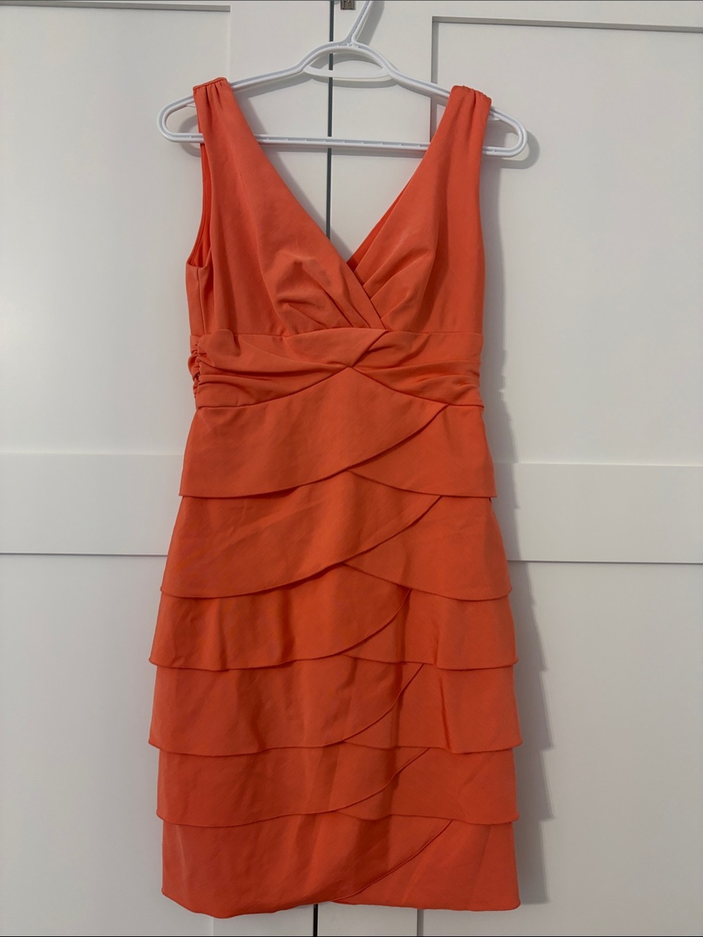 Le Chateau Like New Peach/Orange Sleeveless V-Neck Tiered Mini Dress